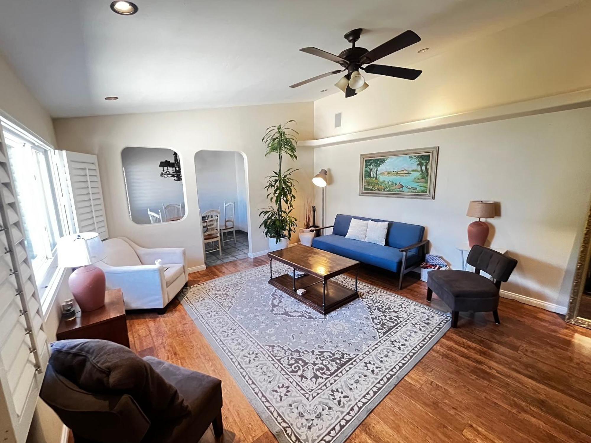 Villa Cozy Family Hideaway, Sleeps 8, 4 Tv'S Yard, Shops à Simi Valley Extérieur photo